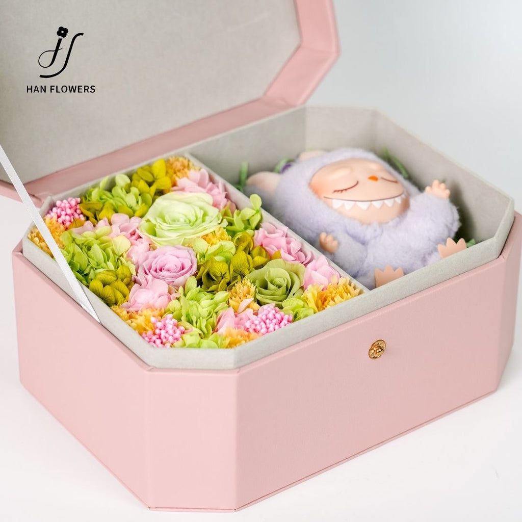 Gift Box with Preserved Roses
