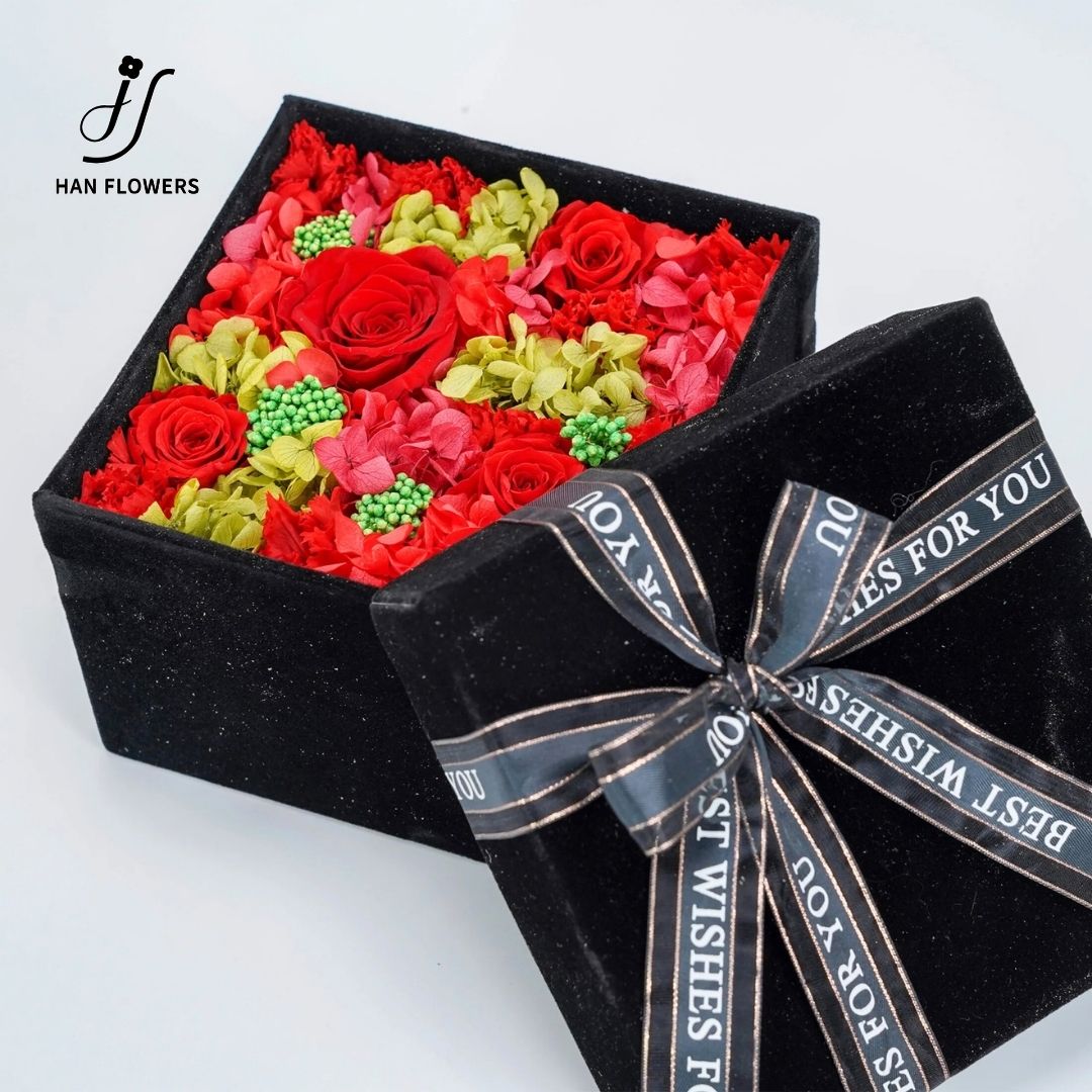 Preserved Flower in Black Velvet  Square Box