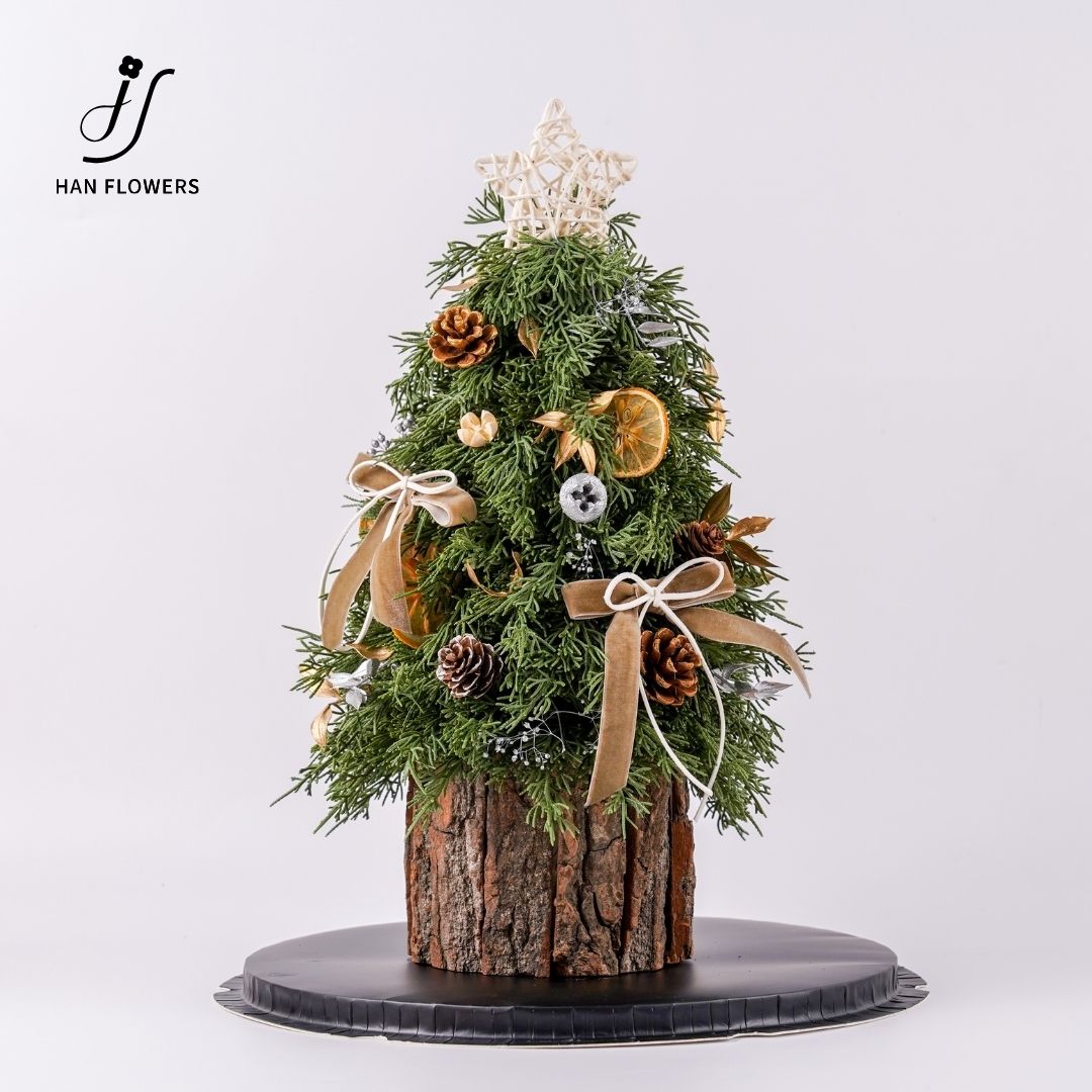 Realistic Artificial Christmas Tree