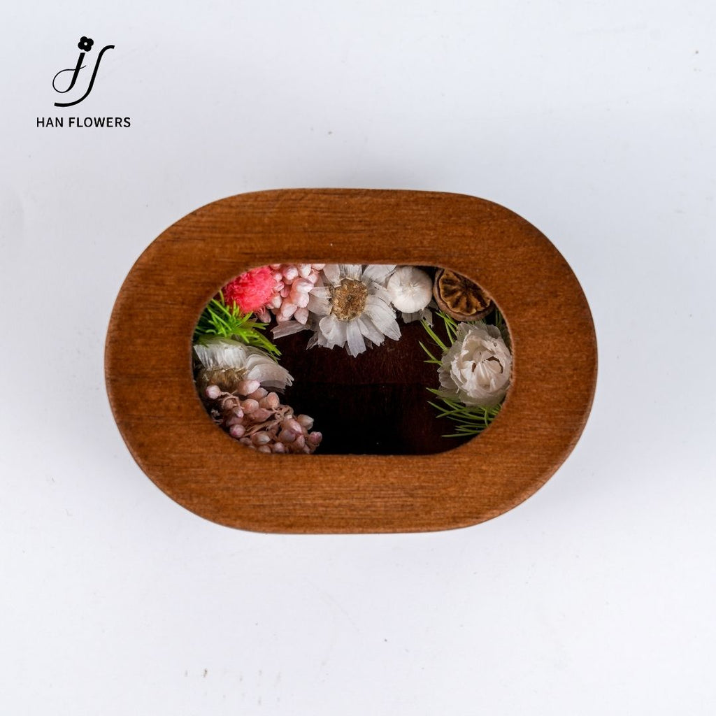 Jewelry Box with Preserved Flowers