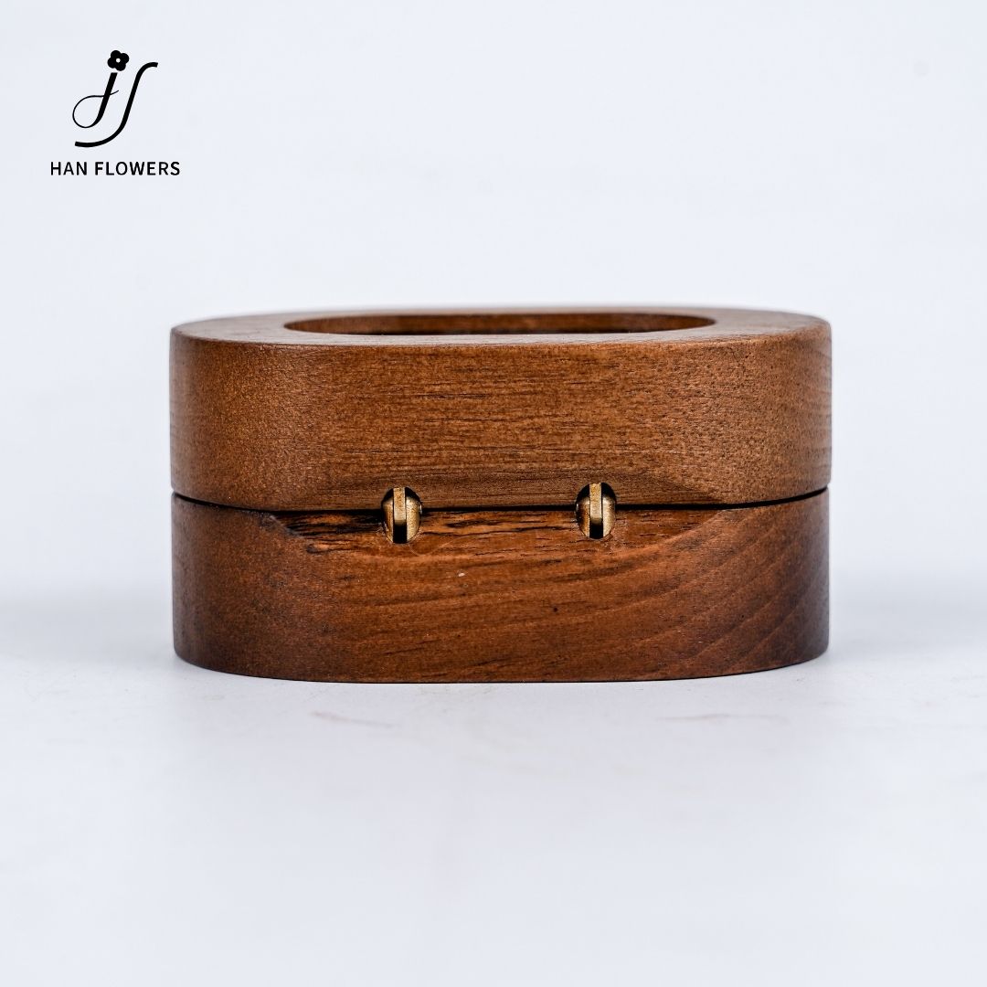Jewelry Box with Preserved Flowers
