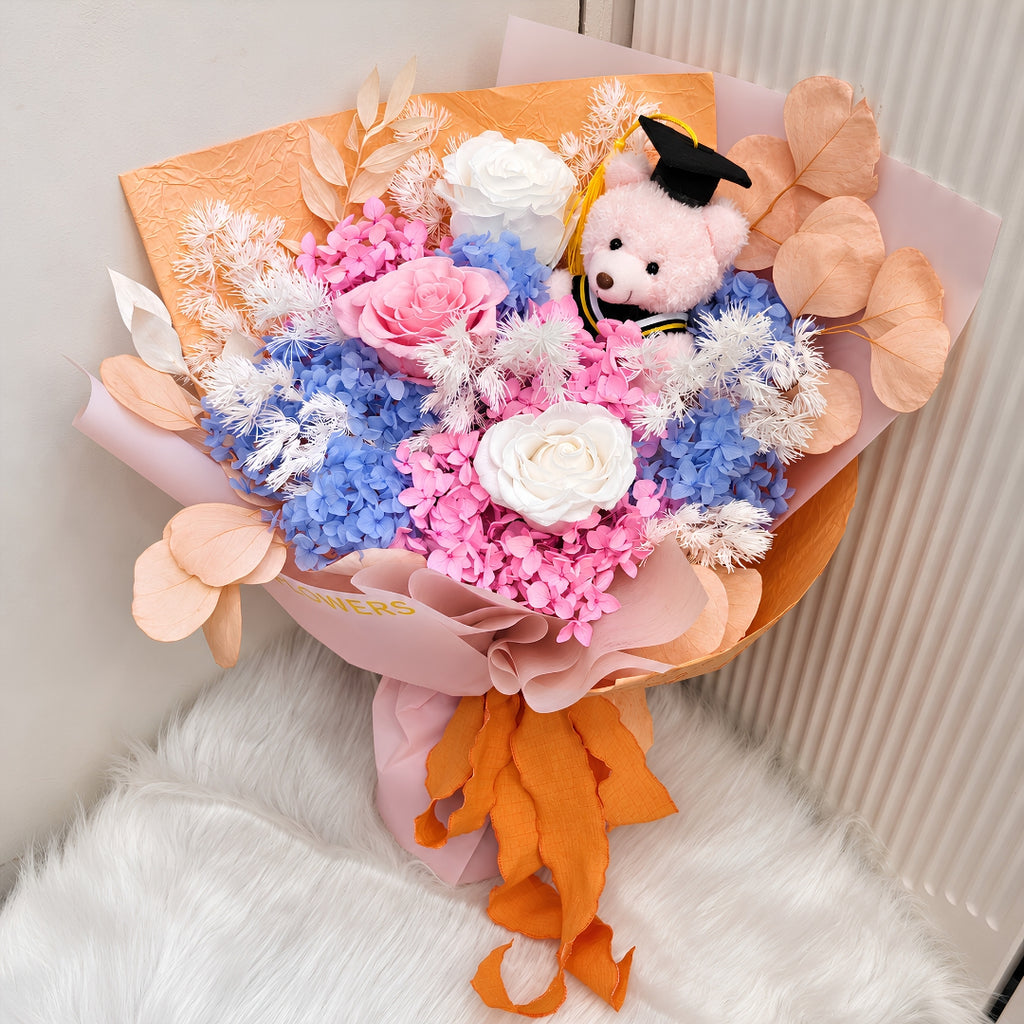 Pastel Graduation Bear Preserved Bouquet (S)