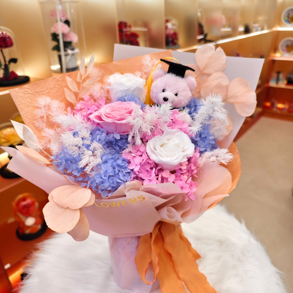 Pastel Graduation Bear Preserved Bouquet (S)