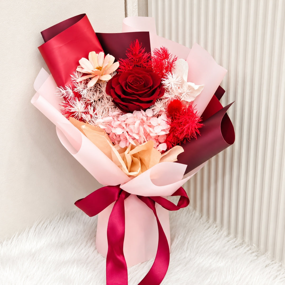 Velvet Amour Preserved Bouquet (XS)