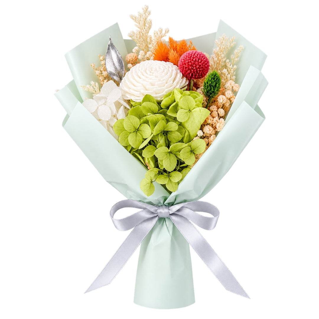 Petite Amour Mini Preserved Flower Bouquet (Palm-Sized)