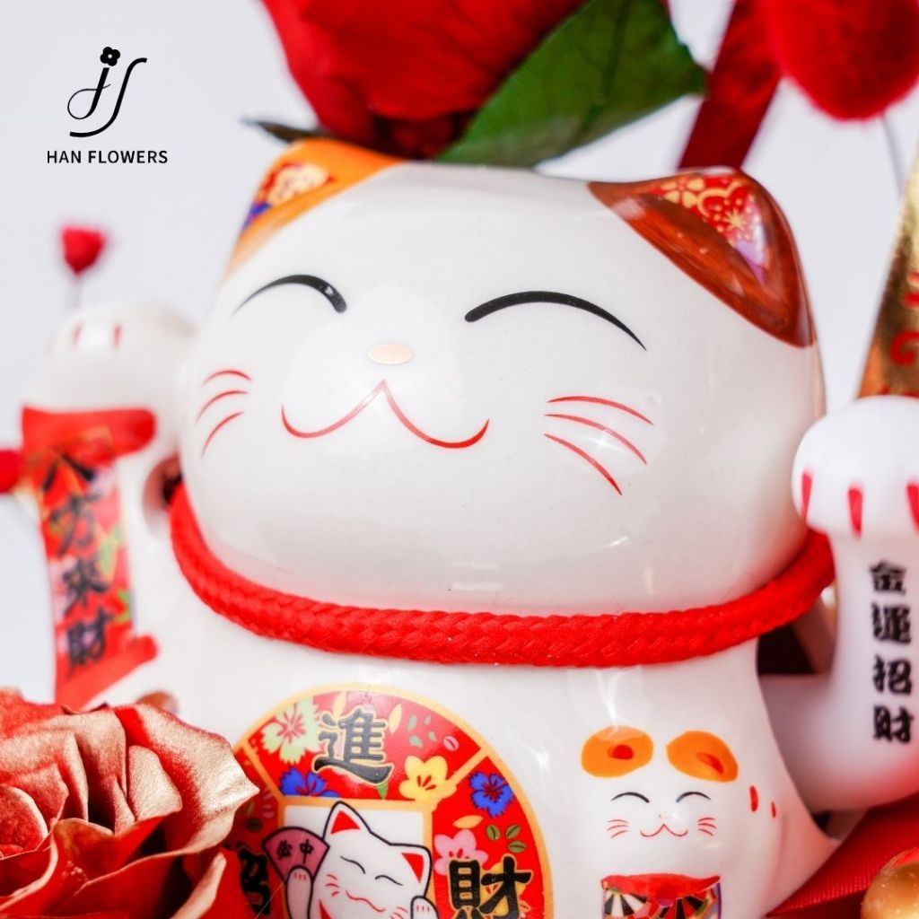 Red Lucky Cat Prosperity Ornament