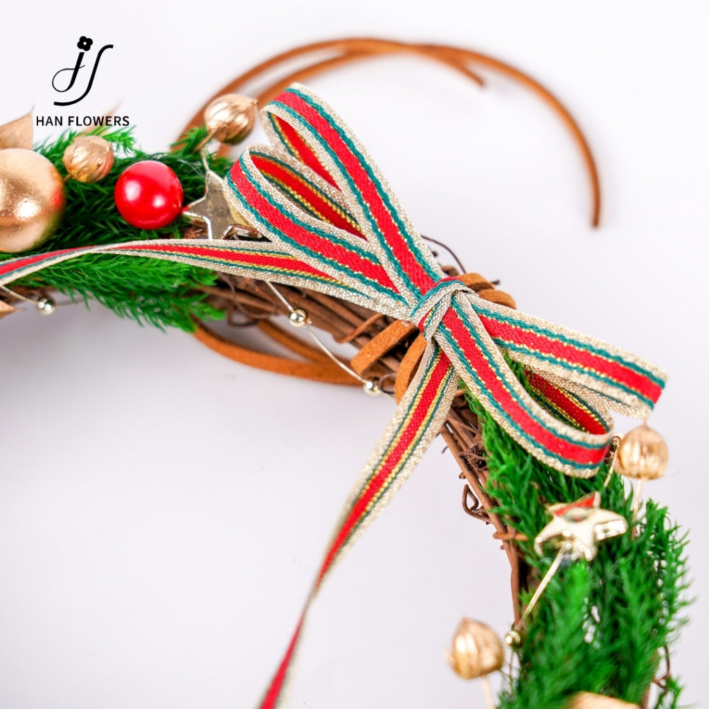 Vintage Style Christmas Wreath DIY Kit