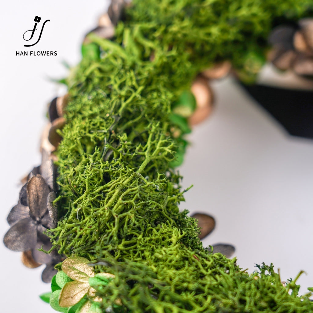 Gilded Luxury Christmas Wreath