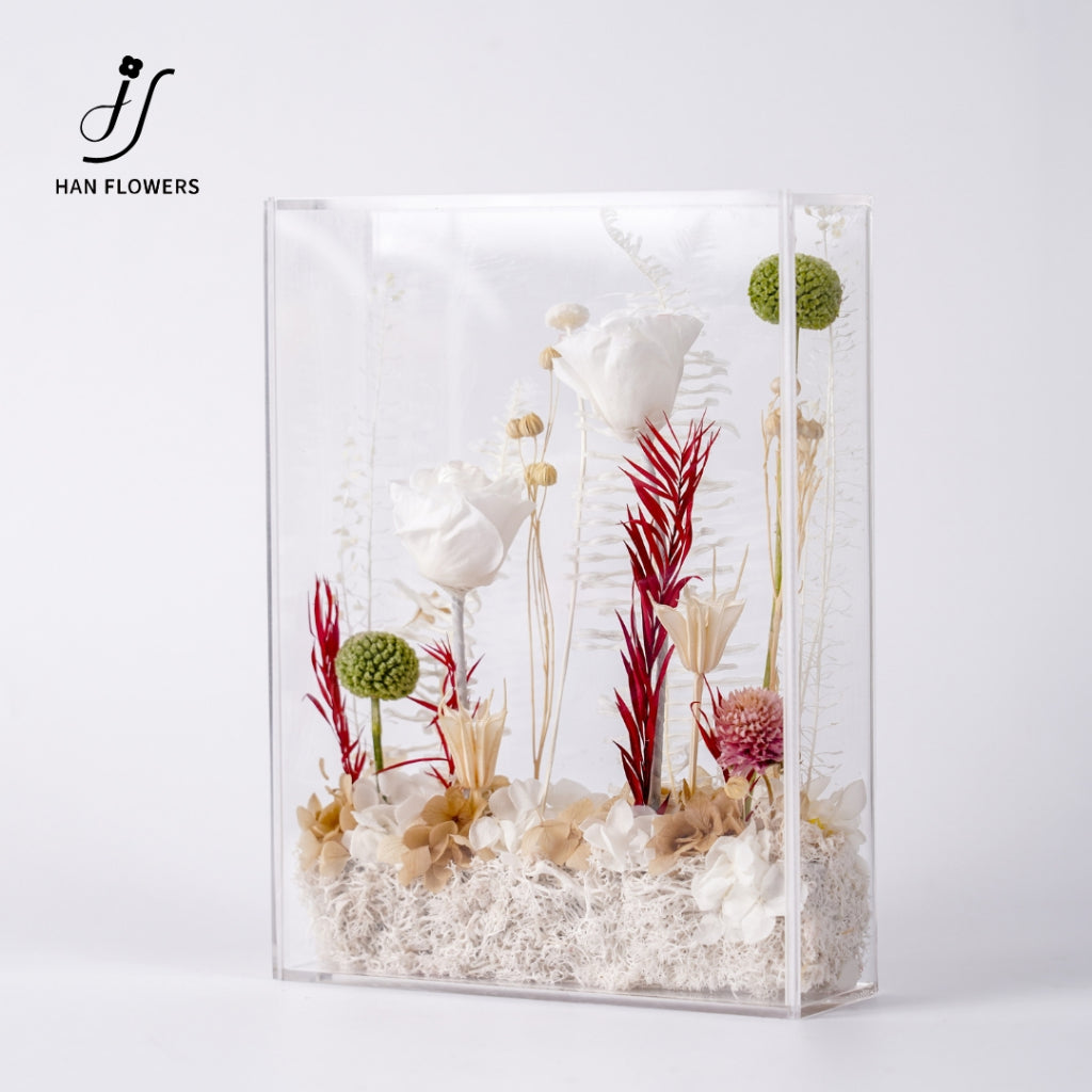 Minimalist Preserved Flower Cluster in Transparent Display Box