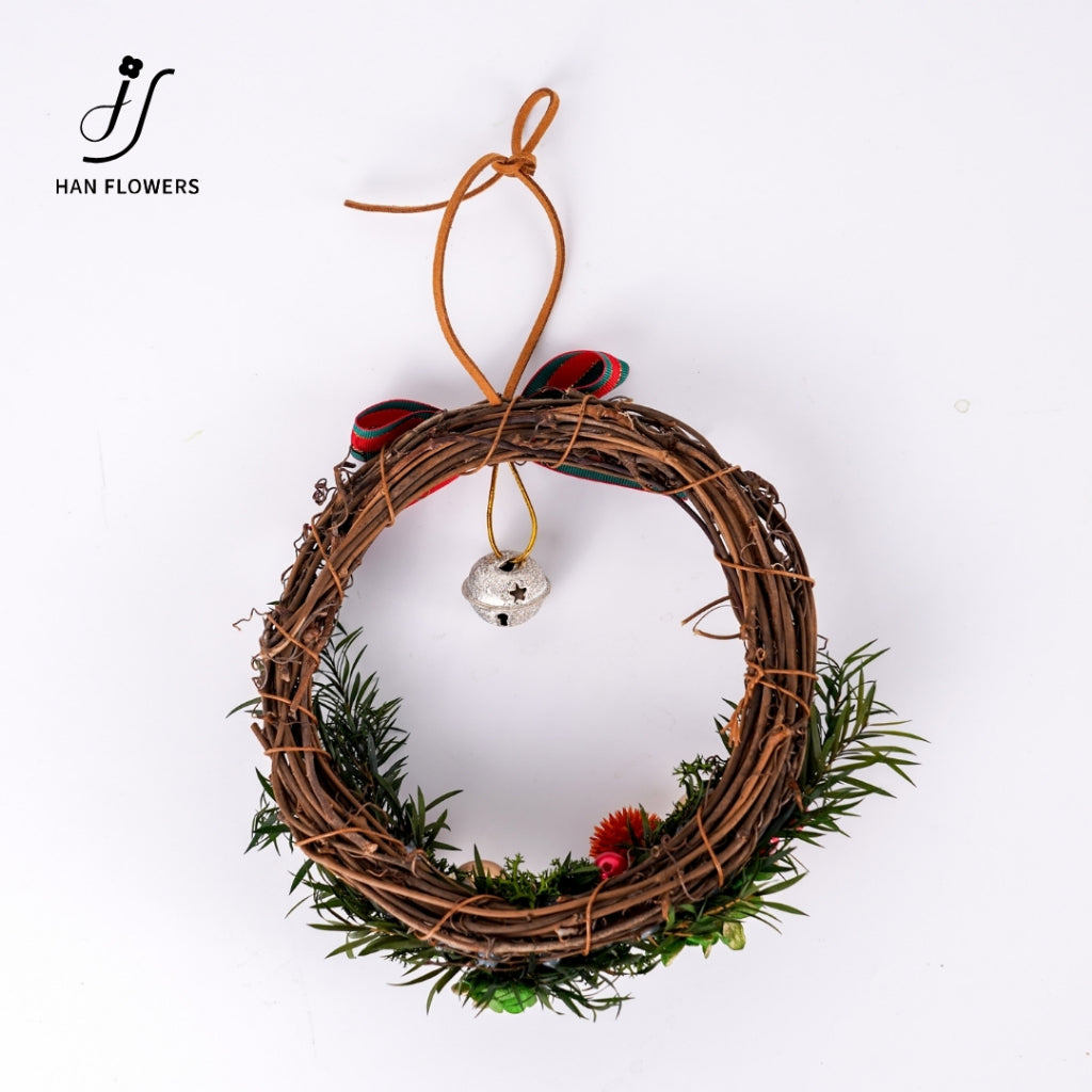 Forest-Inspired Christmas Wreath DIY Kit