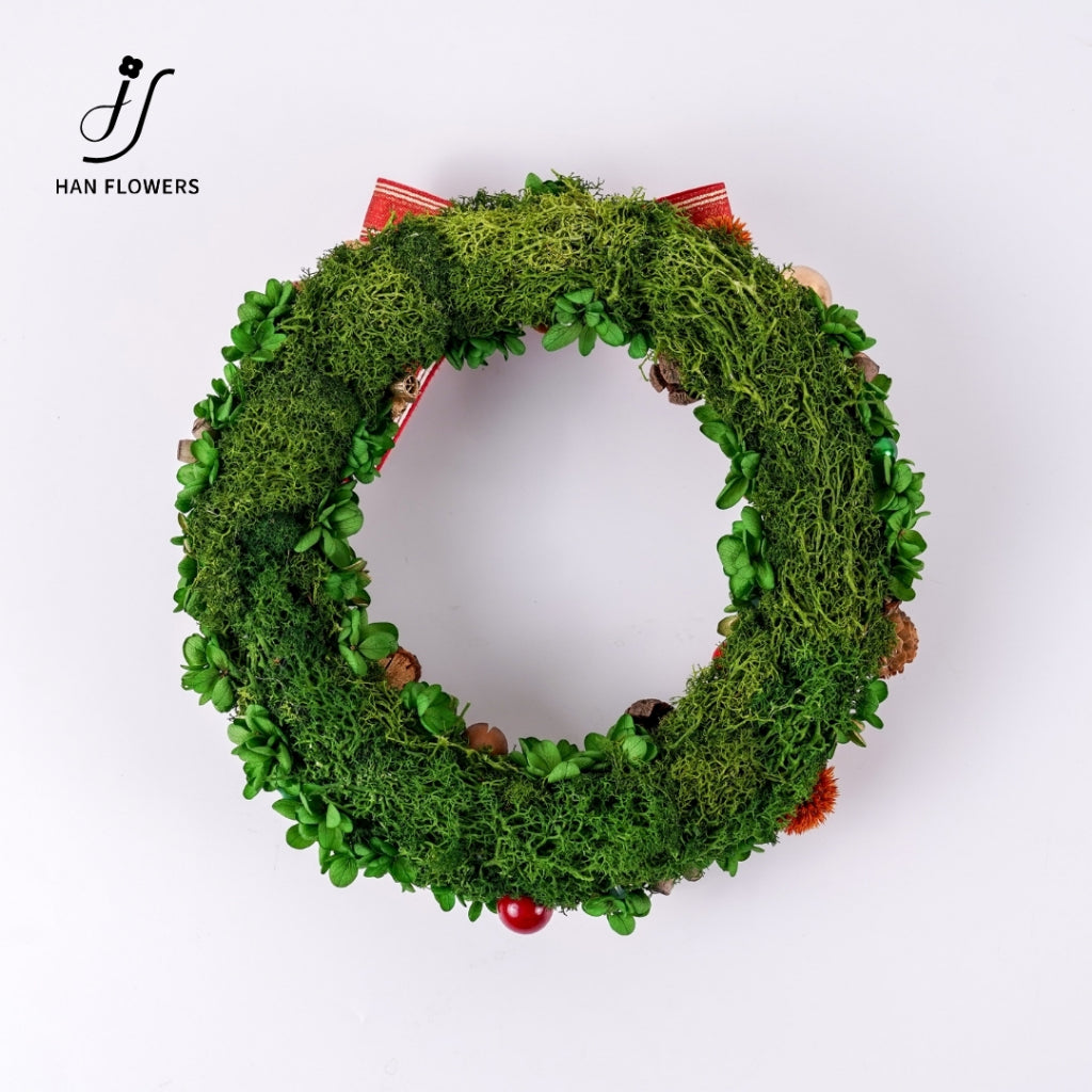 Classic Preserved Christmas Wreath