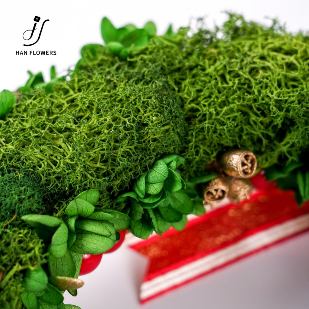 Classic Preserved Christmas Wreath