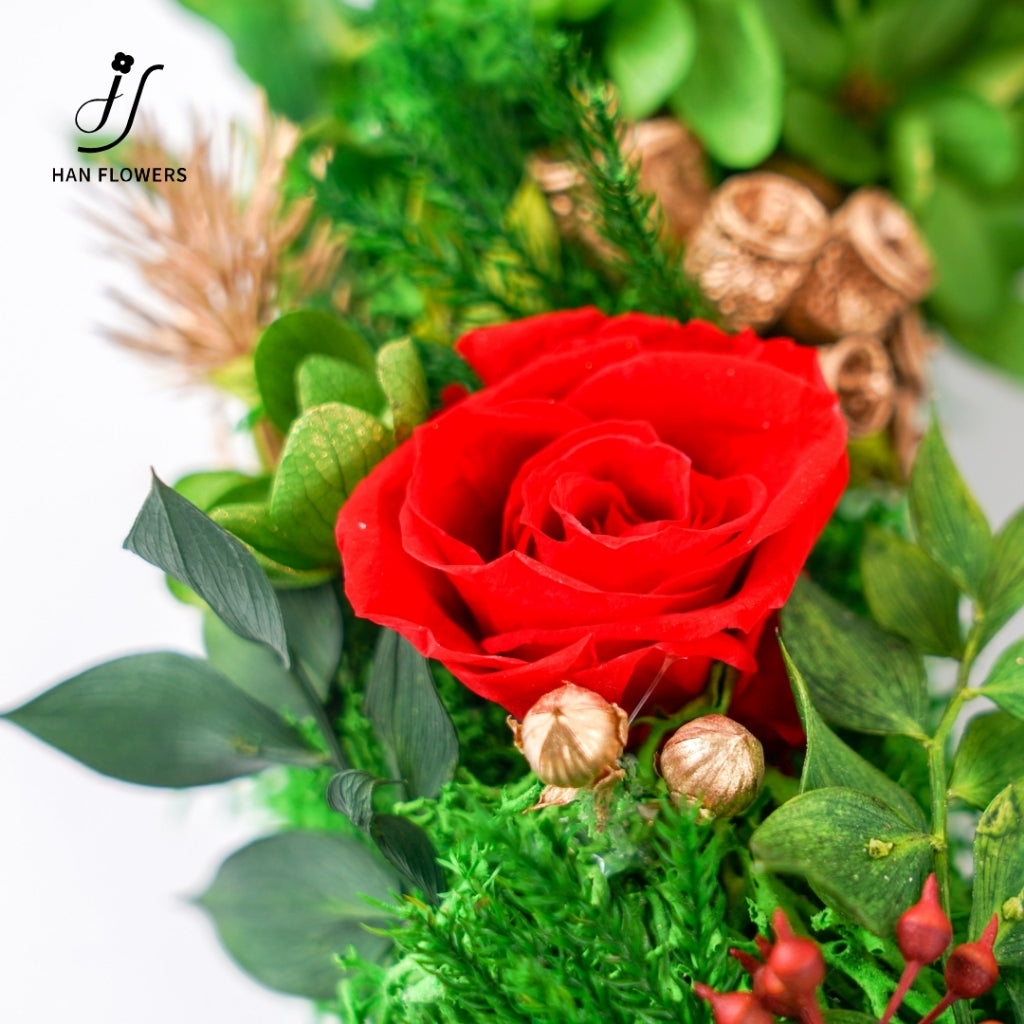 Preserved Rose Christmas Wreath