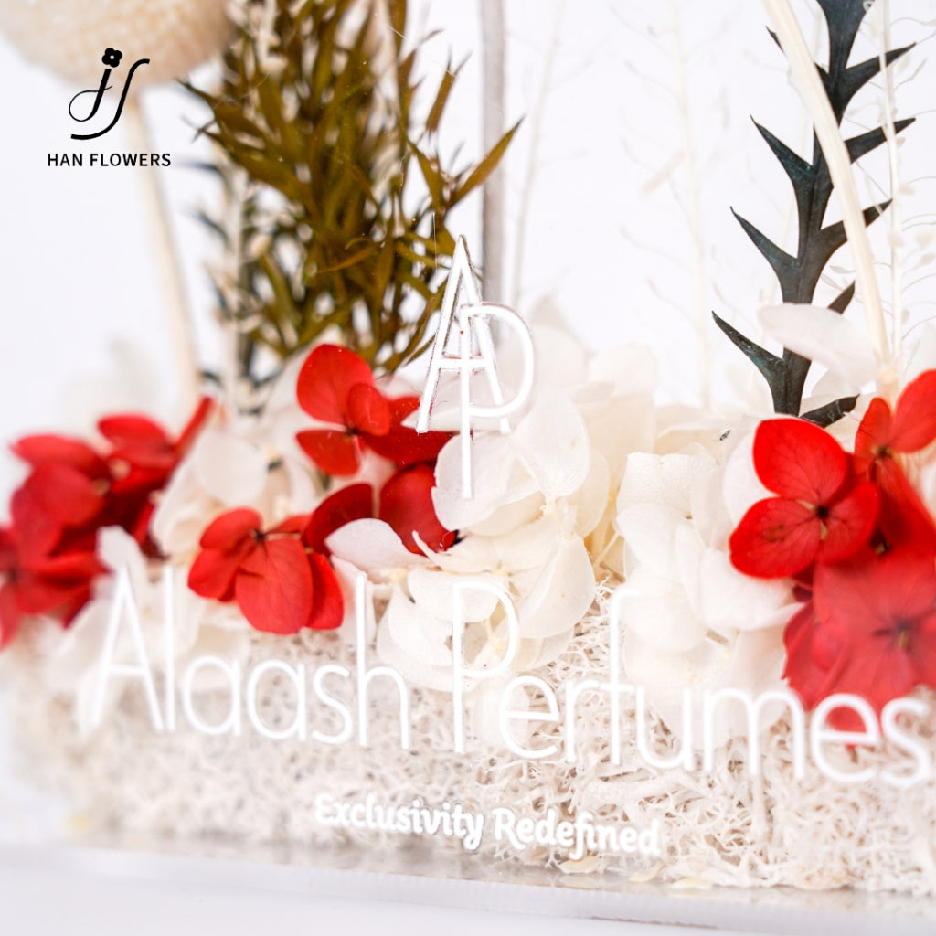 Minimalist Preserved Flower Cluster in Transparent Display Box