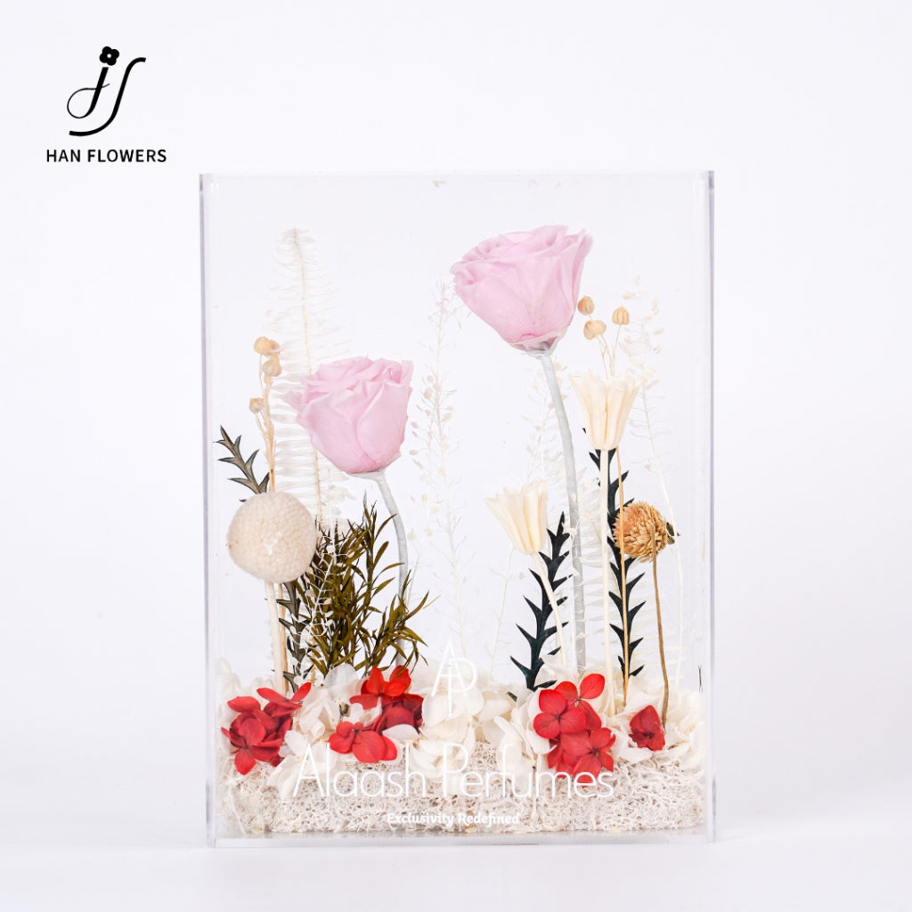 Minimalist Preserved Flower Cluster in Transparent Display Box