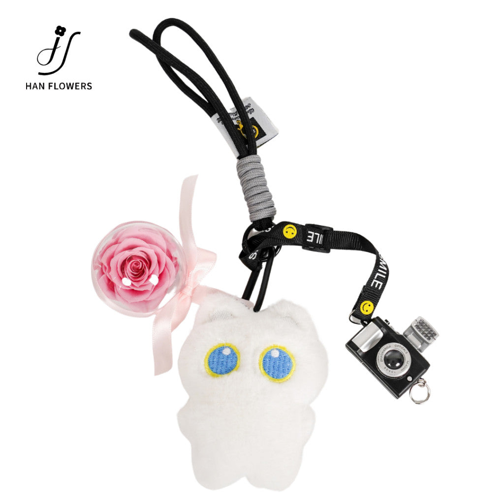 Black & White Cat Rose Keychain