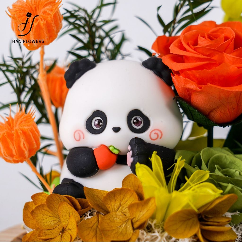 Preserved Flower Cutie Panda ( LED Light )