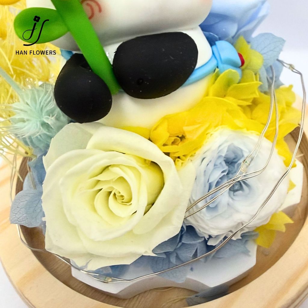 Preserved Flower Carefree Panda with LED