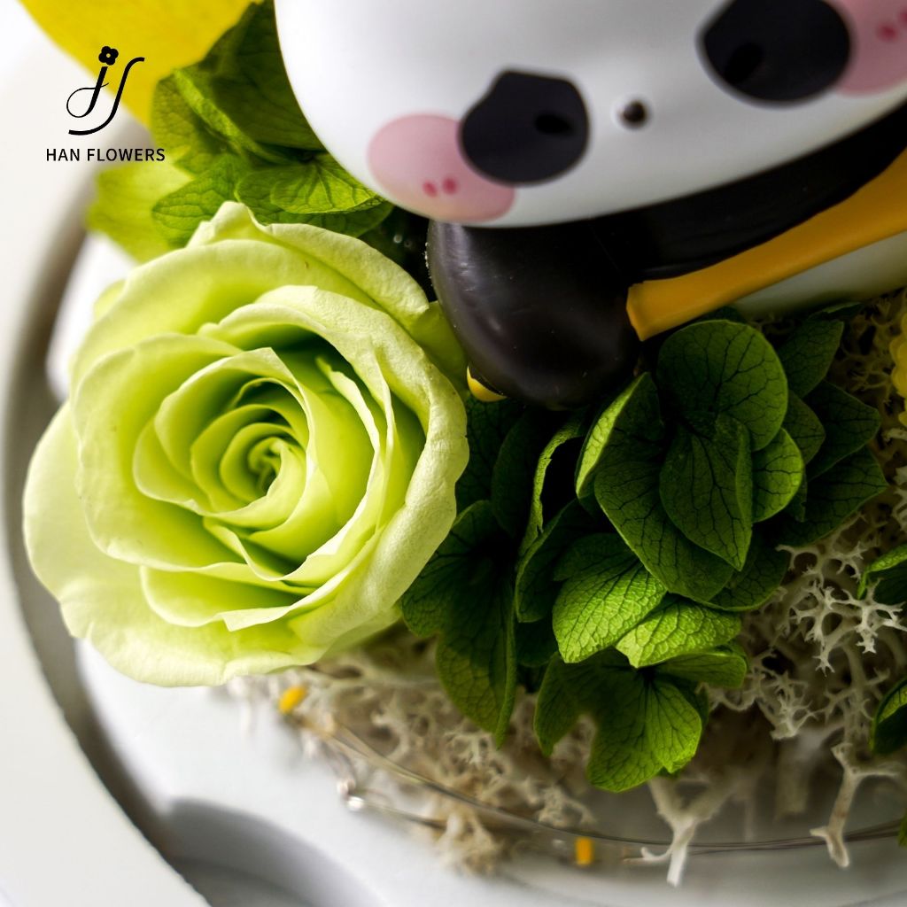 Chinese Food Style Tea-Pouring Panda (LED Light)