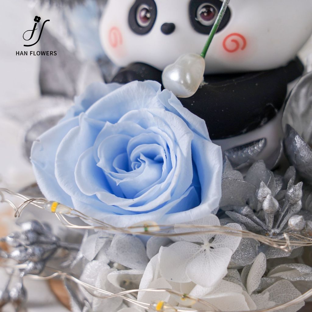 Preserved Flower Panda Fortune Design (Silver and LED Light)