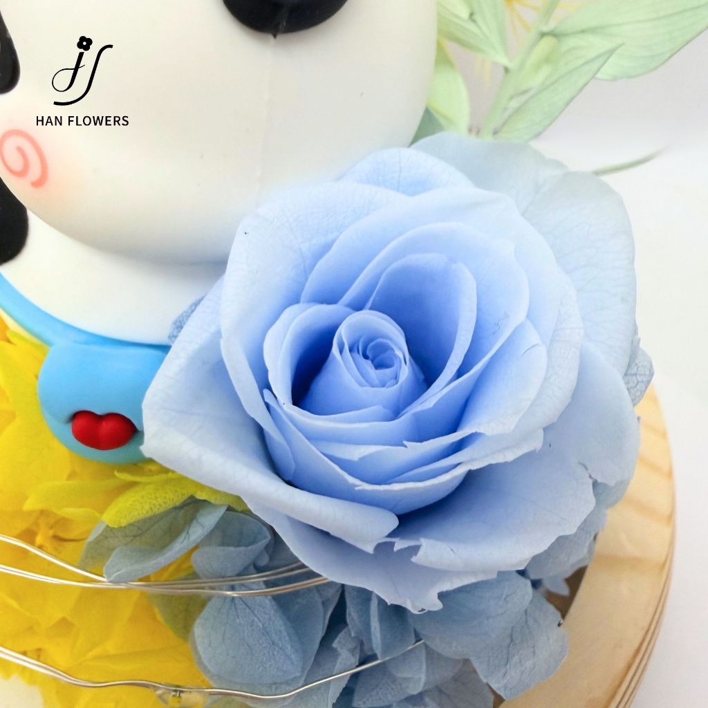 Preserved Flower Carefree Panda with LED