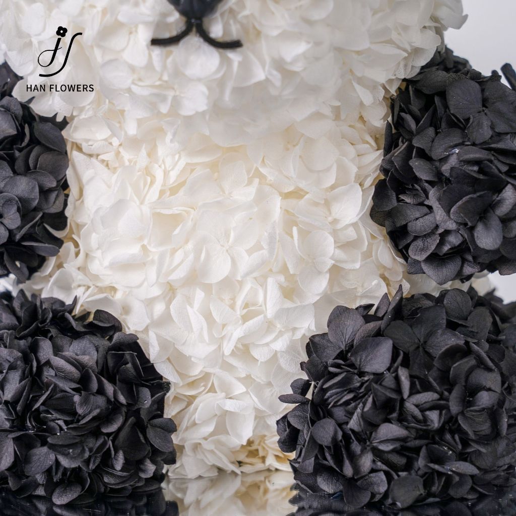 Preserved Flower Panda (Black & White)
