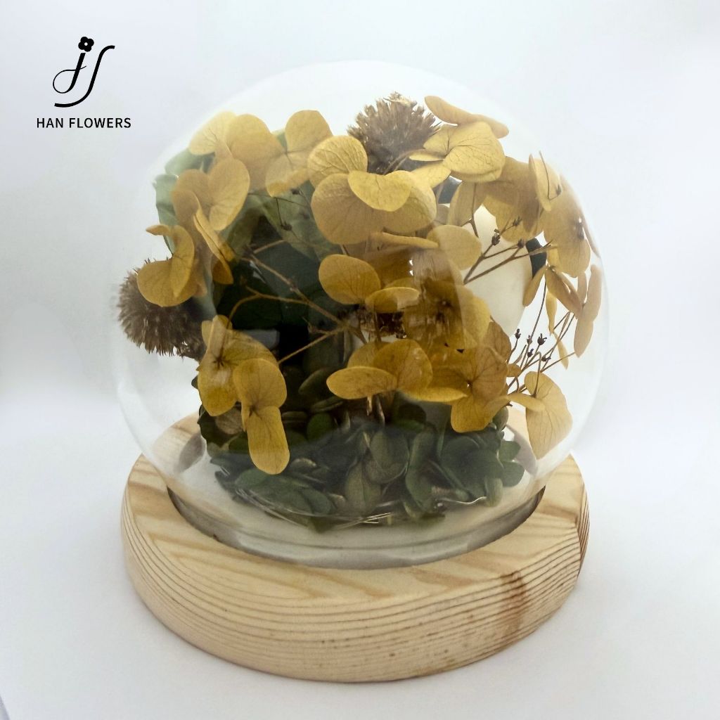 Preserved Flower Fortune Panda with LED