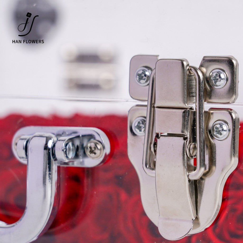 Preserved Roses Heart Shape Mirror Hand Carry Box